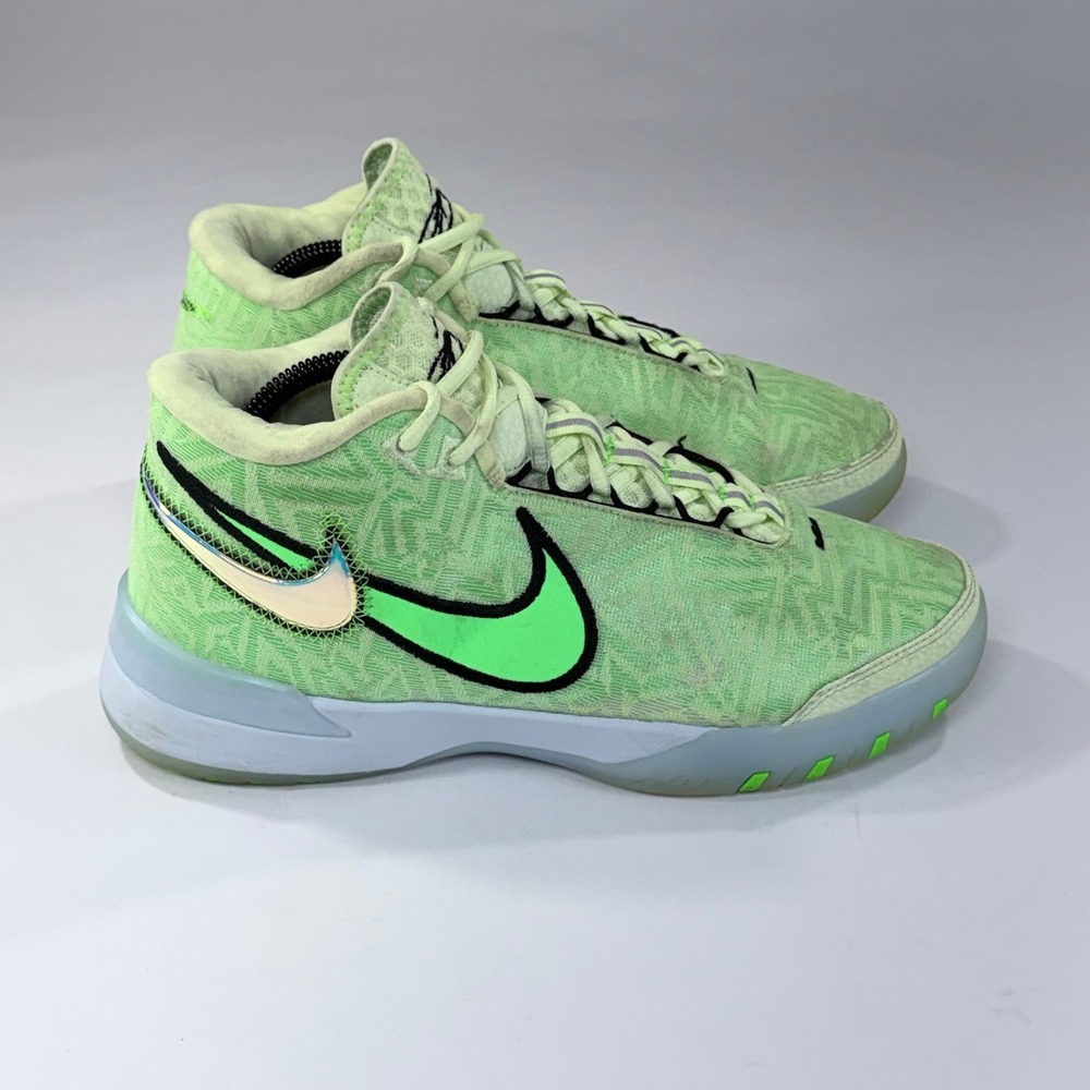 Nike Zoom LeBron NXXT Genisus Basketball Shoes Mens 8.5 Barely Volt HF0712-700